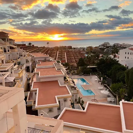 Island View 阿德耶