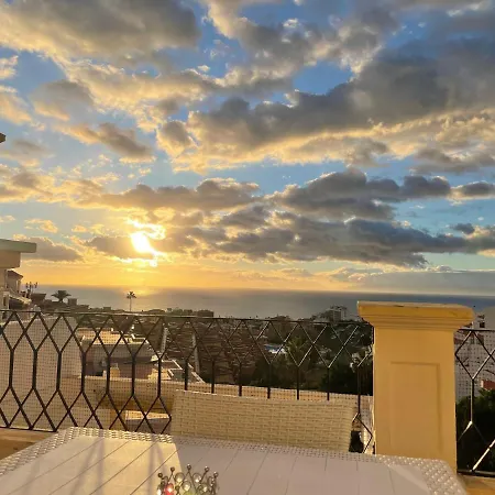 Apartment Island View