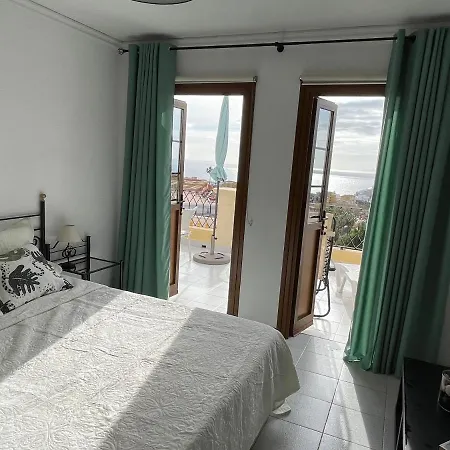 Island View Apartment