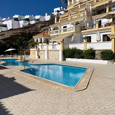 Island View Apartment